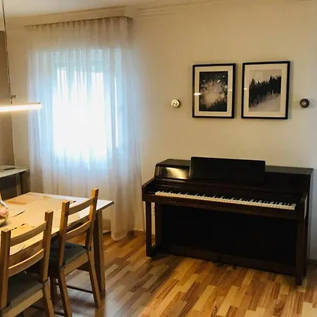 Haus Am Fuße Des Waldes In Metropolregion Hamburg Ferienhaus *